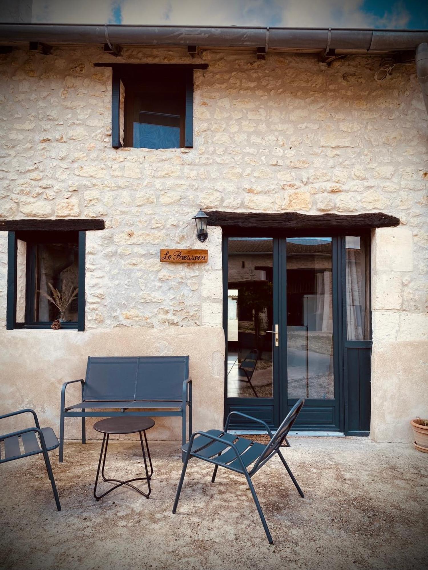 Métairie des Gâcheries Champagne-et-Fontaine Exterior foto
